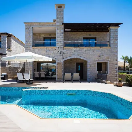 Villa Joy